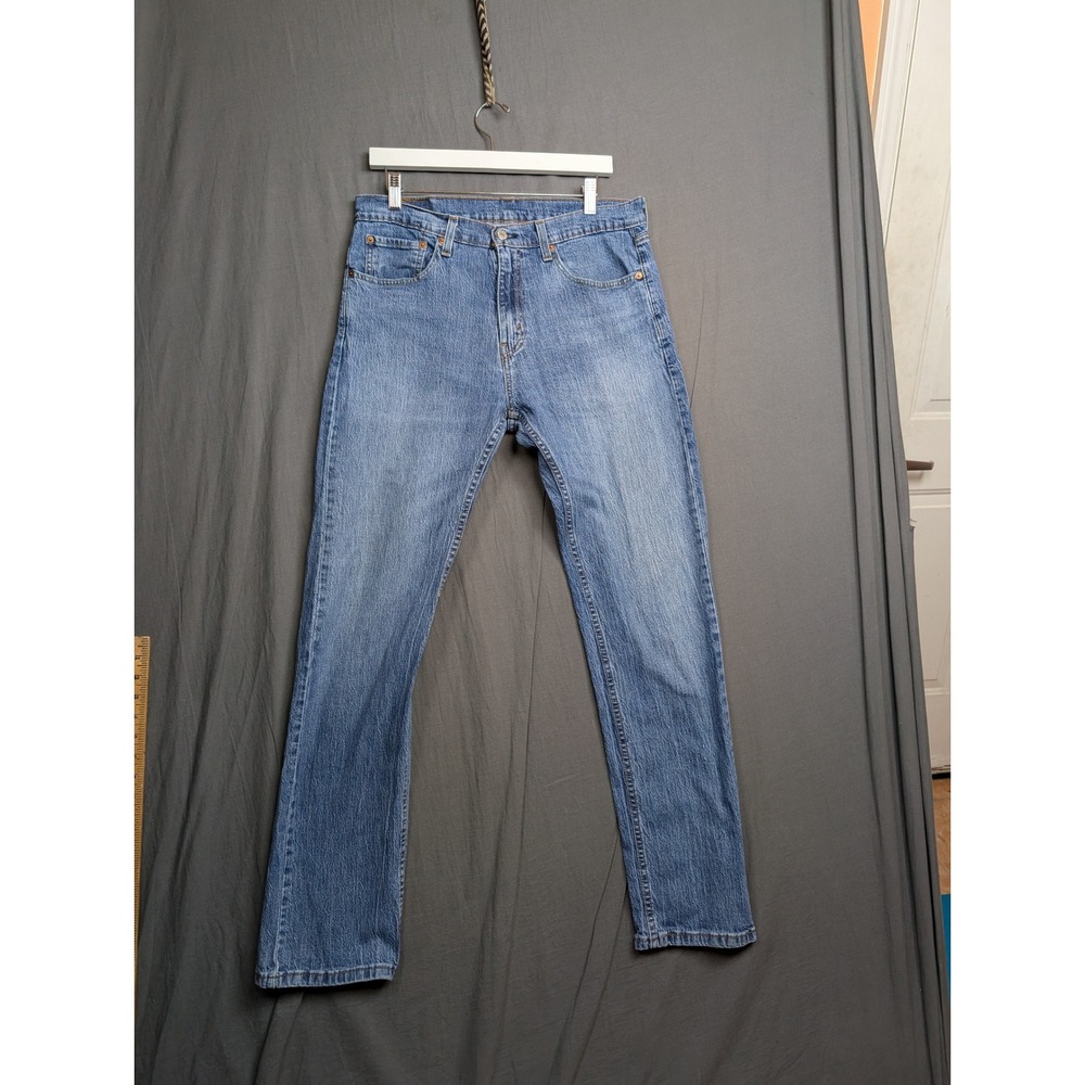 Levis 505‎ Regular Fit Straight Leg Jeans Mens 33x32 Medium Wash Blue Denim